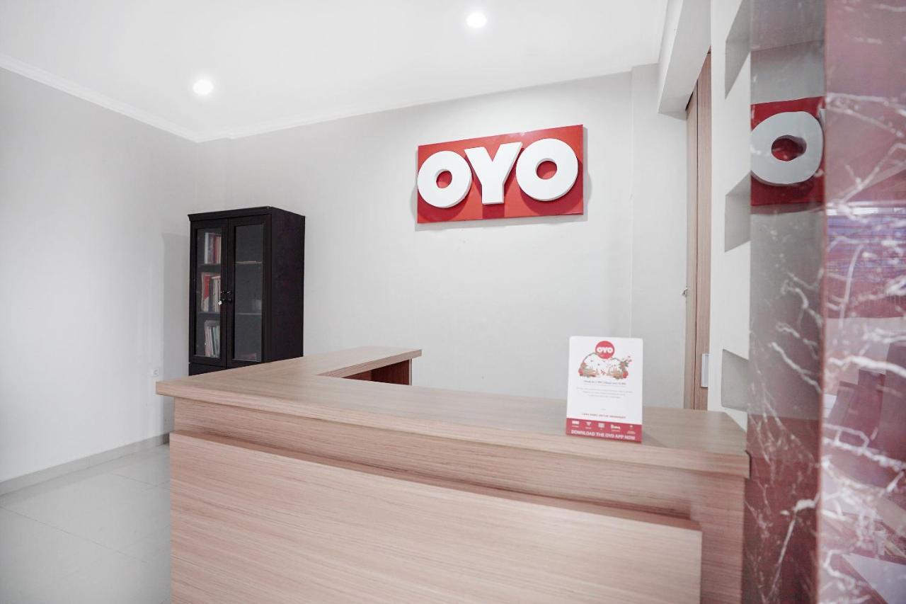 Oyo 415 The Kartini 8 Residence Джакарта Экстерьер фото