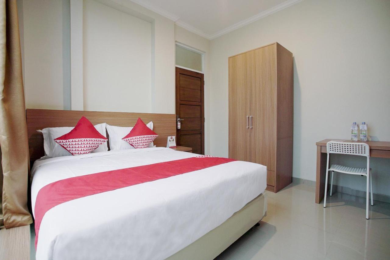 Oyo 415 The Kartini 8 Residence Джакарта Экстерьер фото