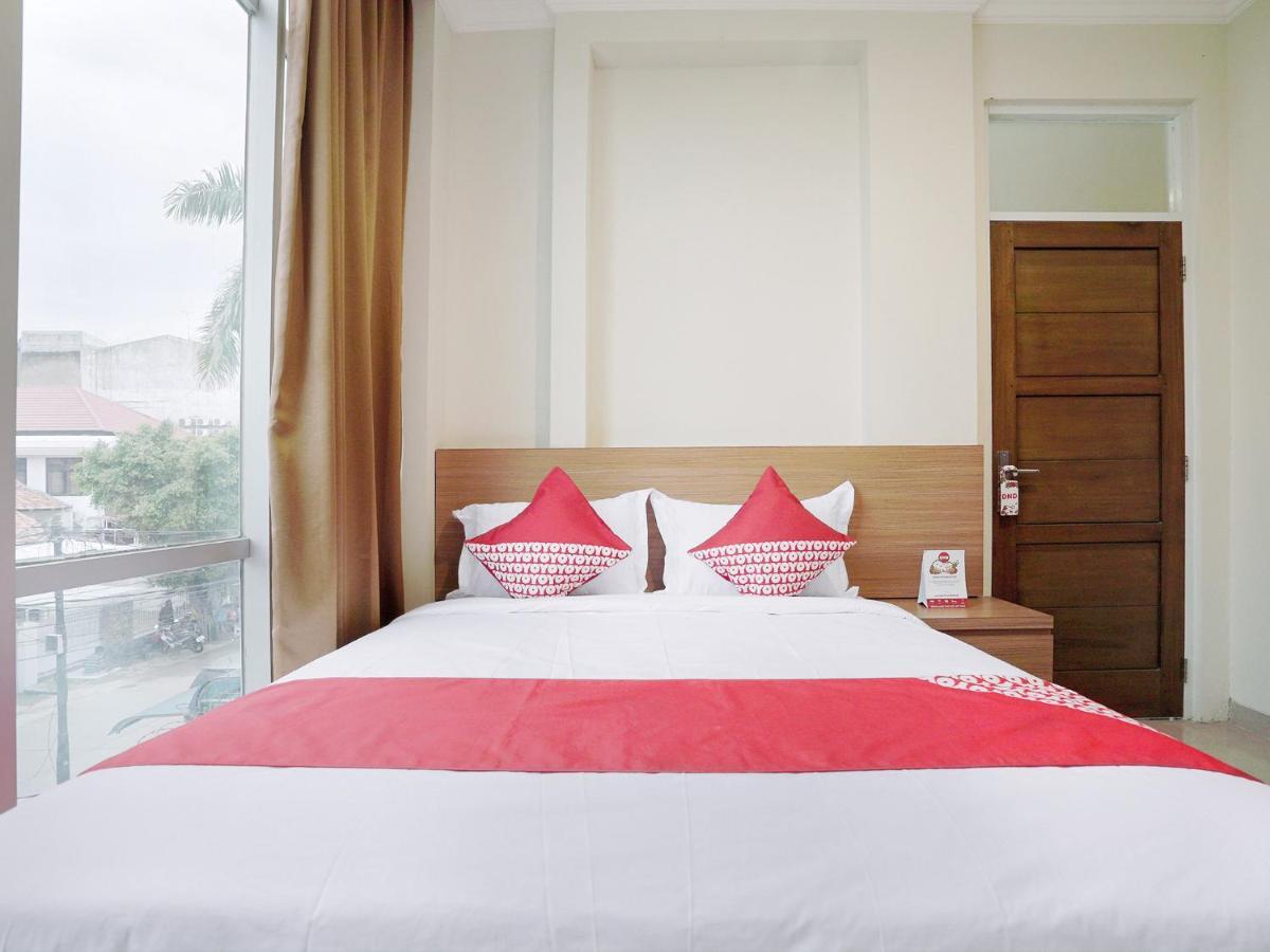 Oyo 415 The Kartini 8 Residence Джакарта Экстерьер фото
