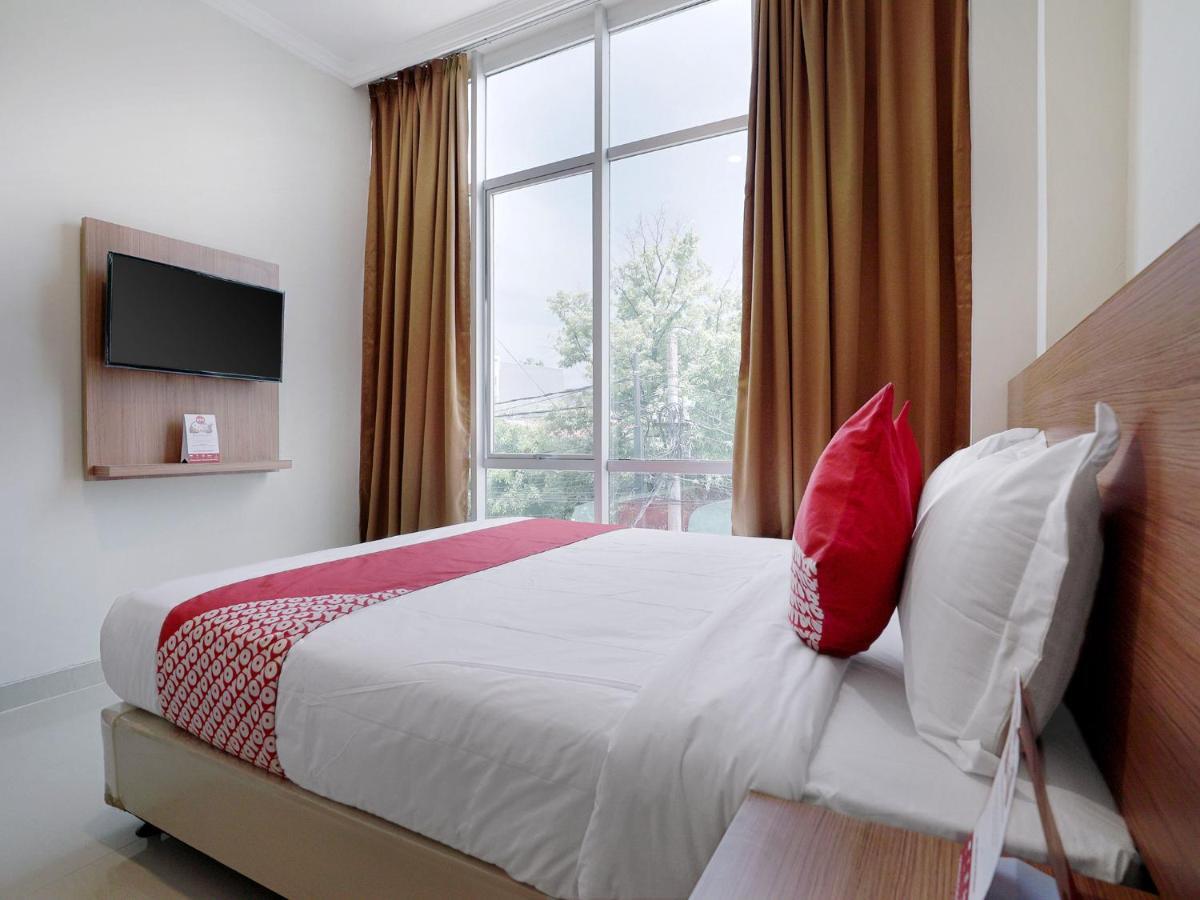 Oyo 415 The Kartini 8 Residence Джакарта Экстерьер фото